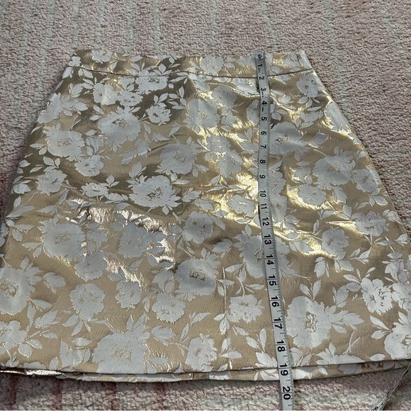 NWT J. Crew Metallic Floral A-Line Skirt Size 6 Champagne Gold Cream Office - Picture 8 of 10